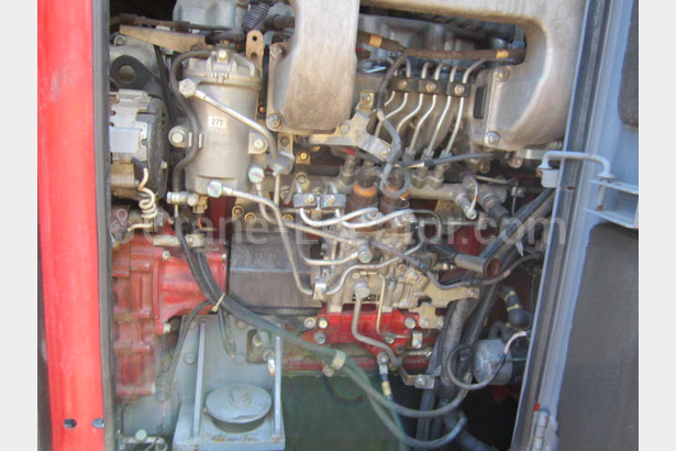 ENGINE COMPARTMENT VIEW 1