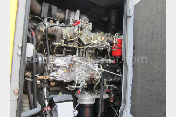 ENGINE COMPARTMENT VIEW 1